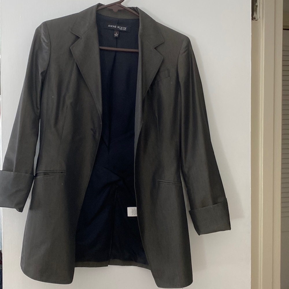 Anne Klein blazer size 2